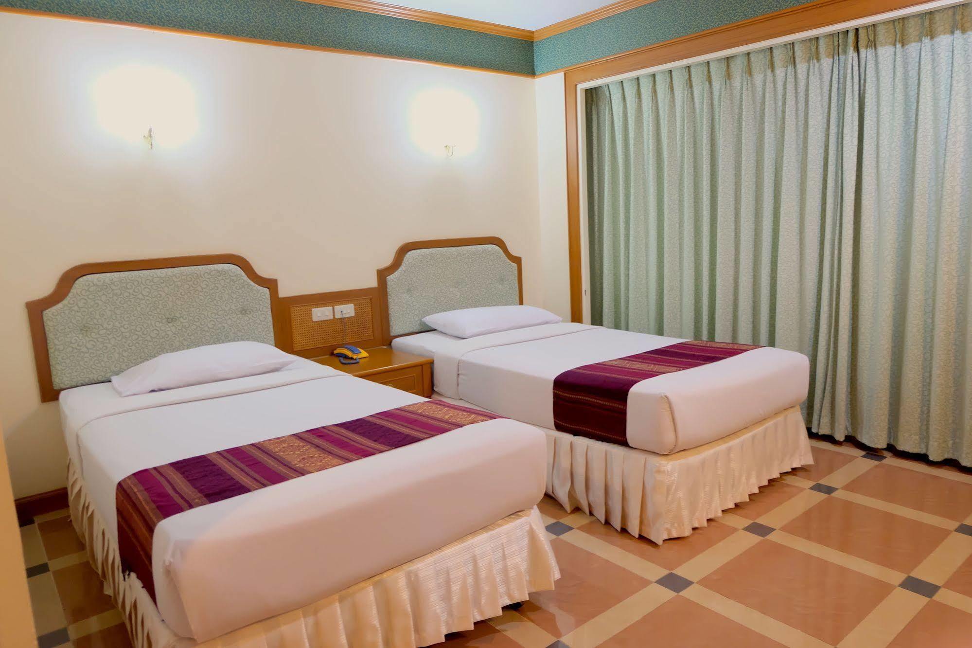Vieng Thong Hotel Krabi town Buitenkant foto