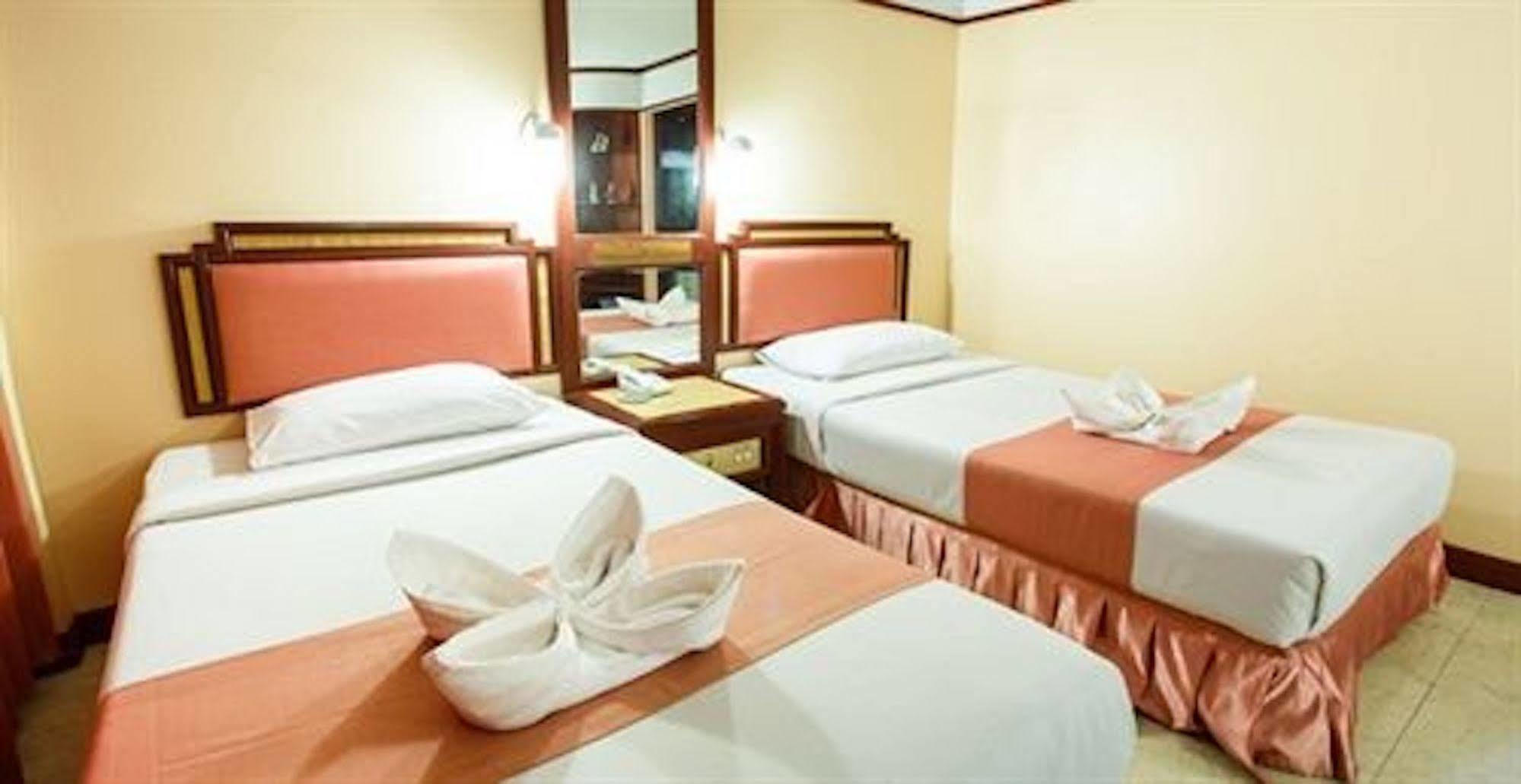 Vieng Thong Hotel Krabi town Buitenkant foto