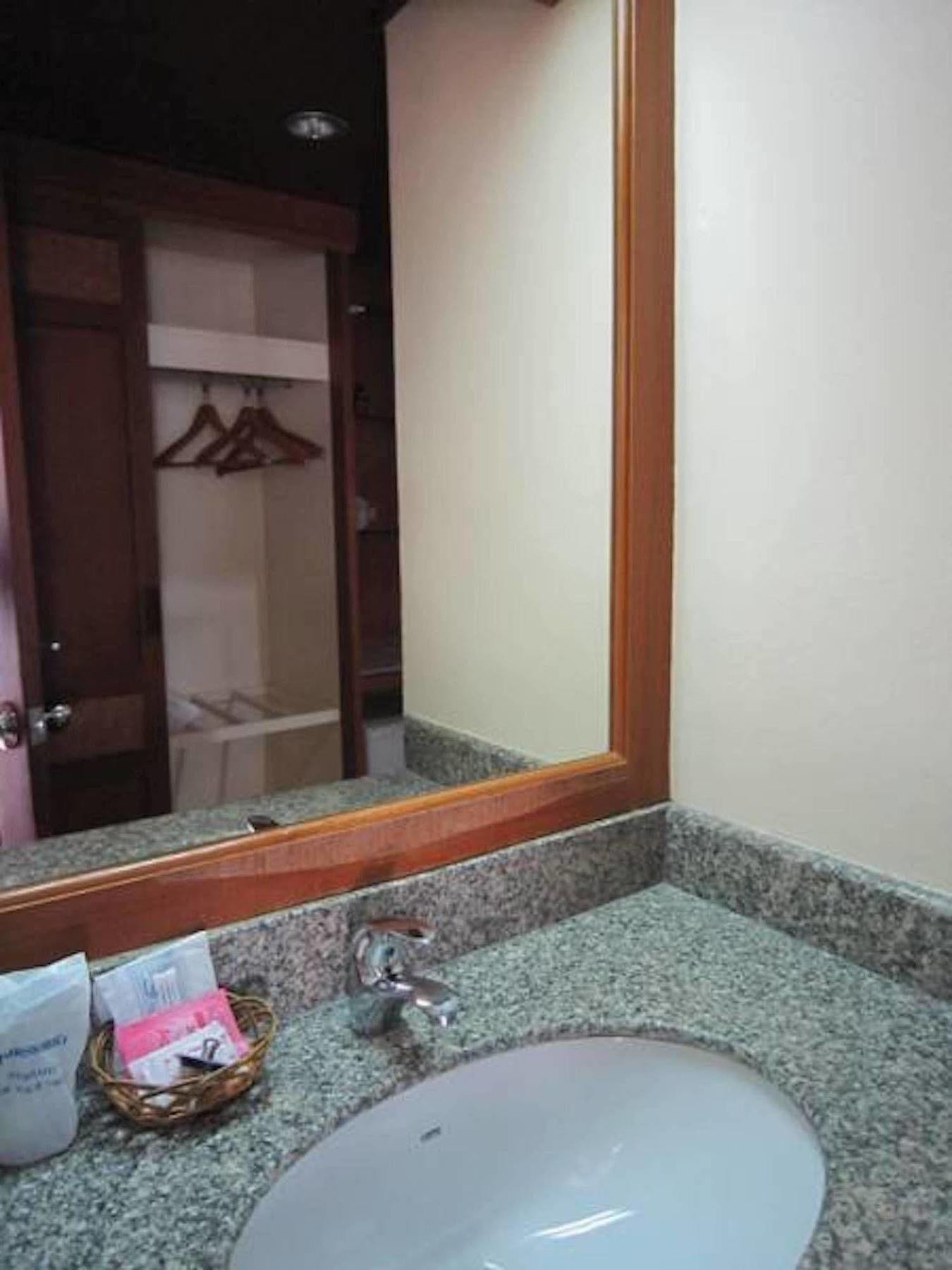 Vieng Thong Hotel Krabi town Buitenkant foto
