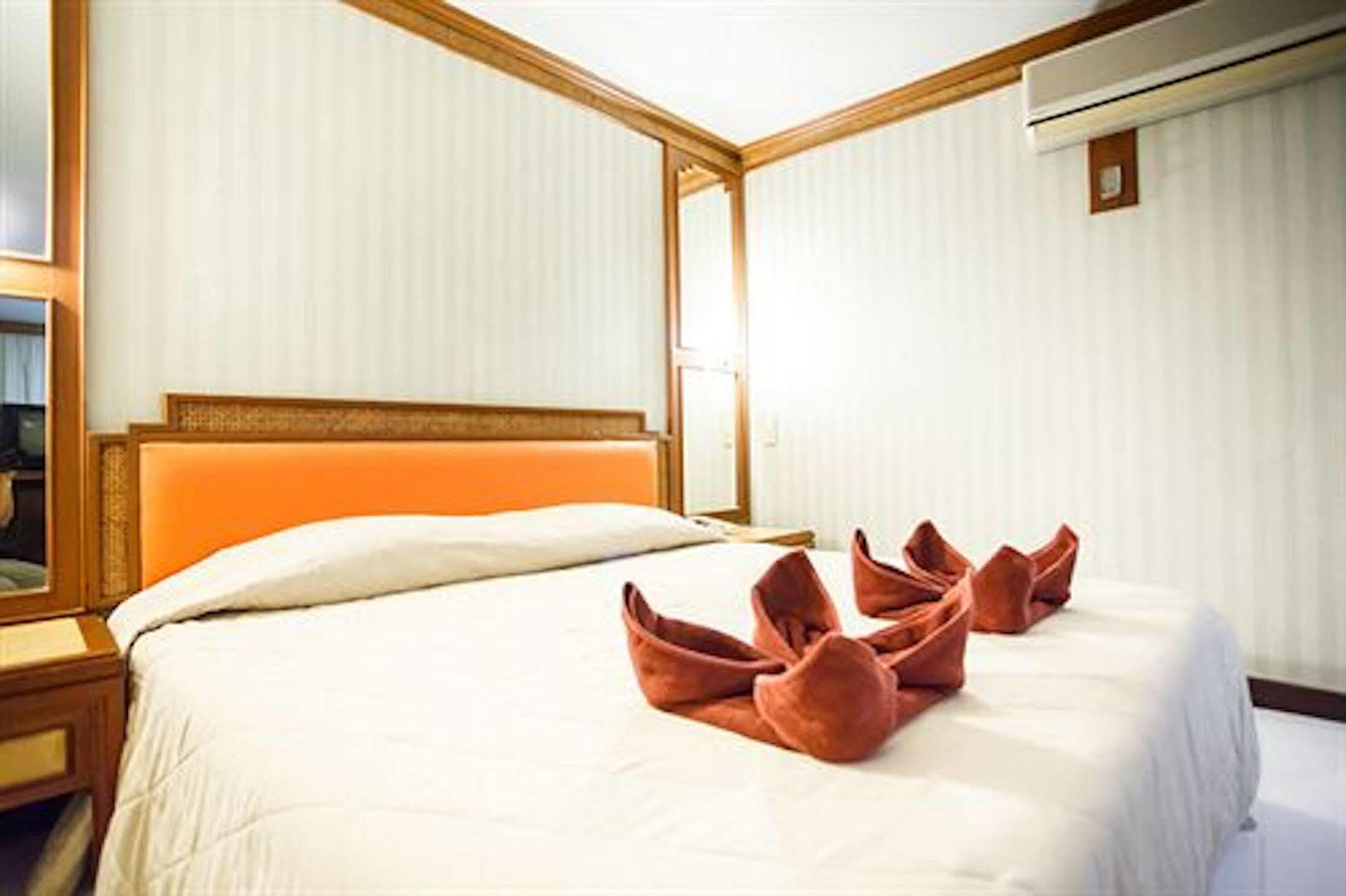 Vieng Thong Hotel Krabi town Buitenkant foto