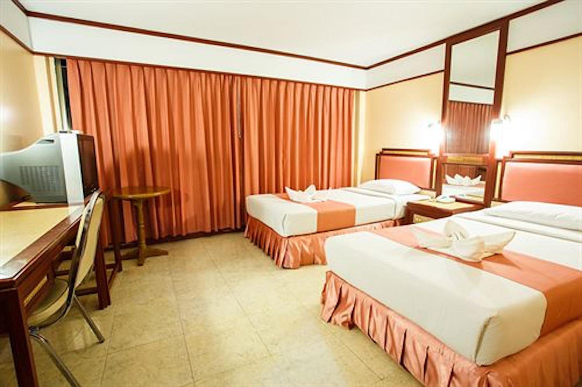 Vieng Thong Hotel Krabi town Buitenkant foto